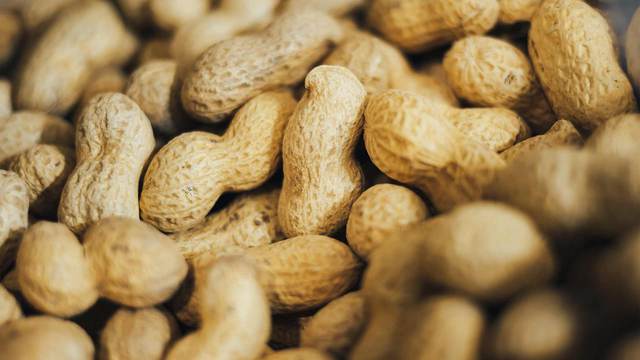 El cacahuete: Rico en minerales, proteínas y vitaminas